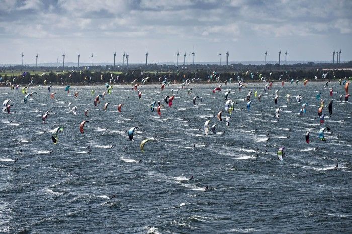 Flotilla of kite-surfers travel Coast 2 Coast in Germany-Denmark race