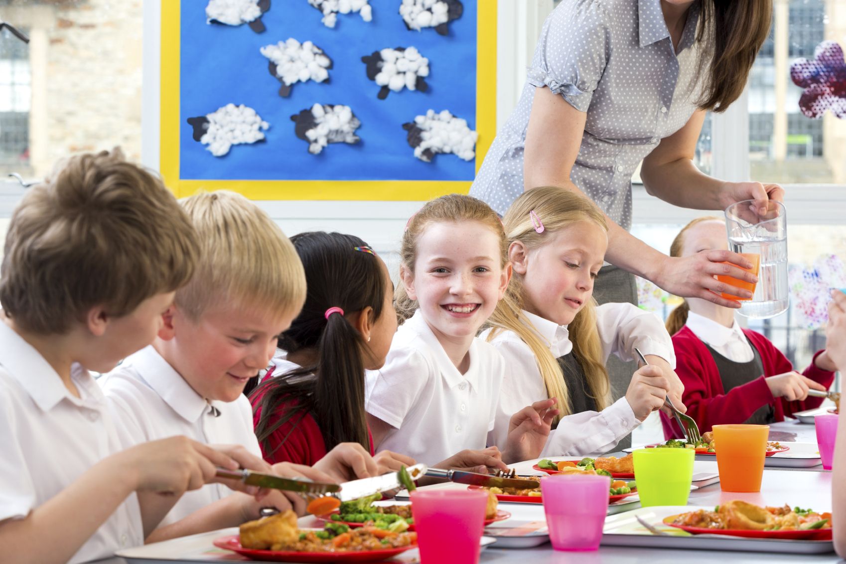 Tackling unhealthy lifestyles at the schools