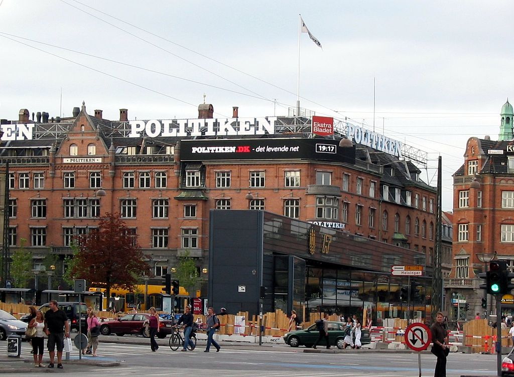 Børsen business newspaper bought by publisher of Politiken and Jyllands-Posten