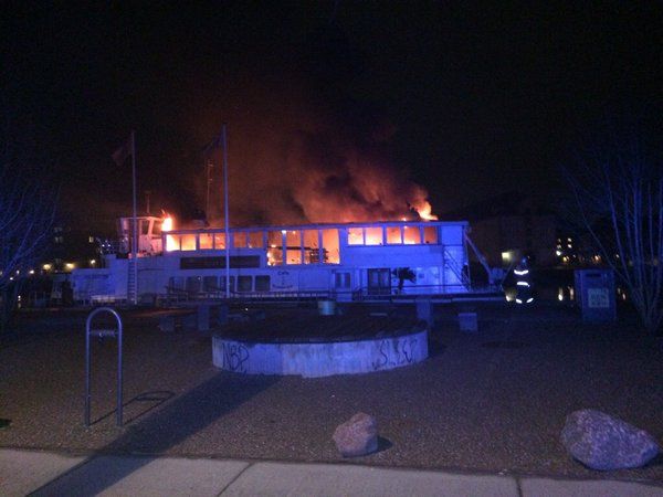Floating restaurant up in flames last night