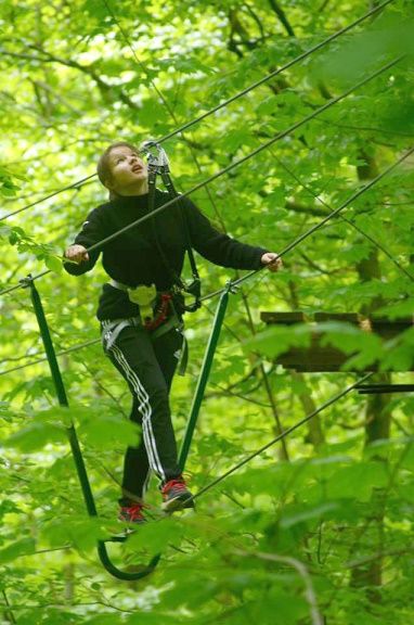 Schools in photos: Walking in the trees!