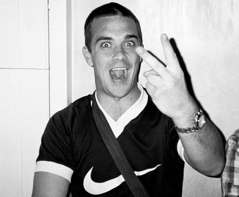 Let him entertain you! Robbie Williams coming to Denmark