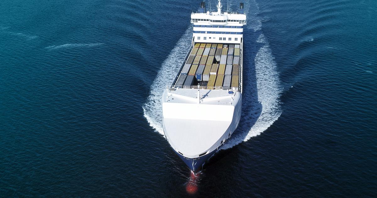 Danish shipping icon upgrades its expectations for 2016