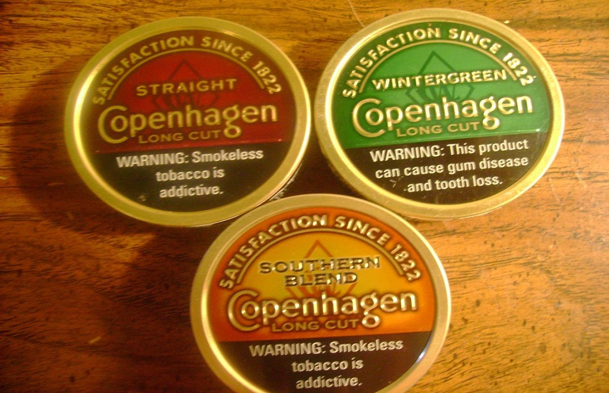 Young Danes buying illegal chewing tobacco online