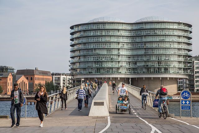 Now, cycling in Copenhagen can be an even greener experience