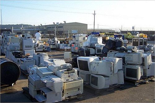 Millions in discarded electrical goods – Danes throw out the baby with the bathwater