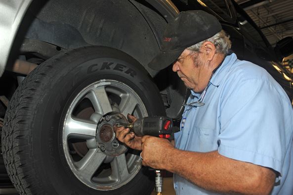 Check your lug nuts before driving off, police warn drivers