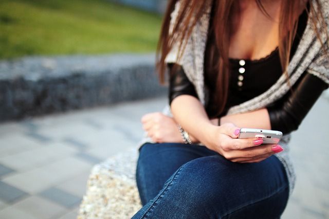 Frequently checking your phone can cause stress – Danish study