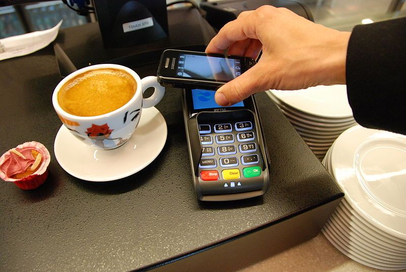 Business News in Brief: High mobile pay rate suggests Denmark could soon be a cashless society