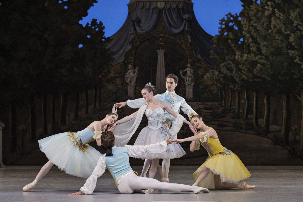 Ballet Review: An evening of effortless charisma