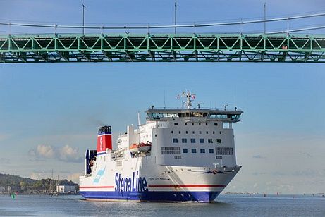 Stena Lines refitting ferry to run on batteries