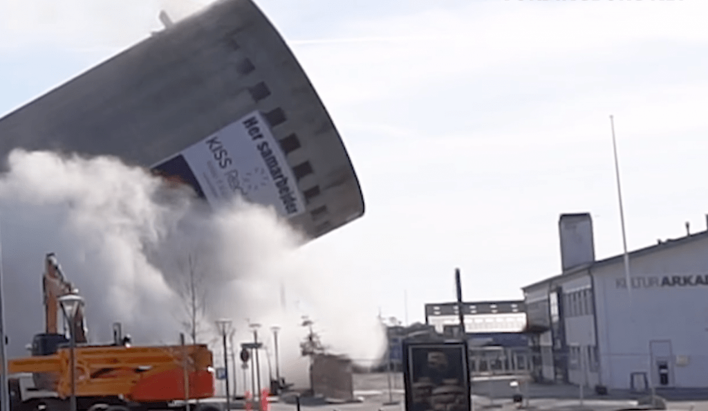 Drama as demolition in Denmark goes terribly wrong
