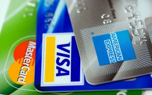 Danish shops charged with levelling illegal credit card fees