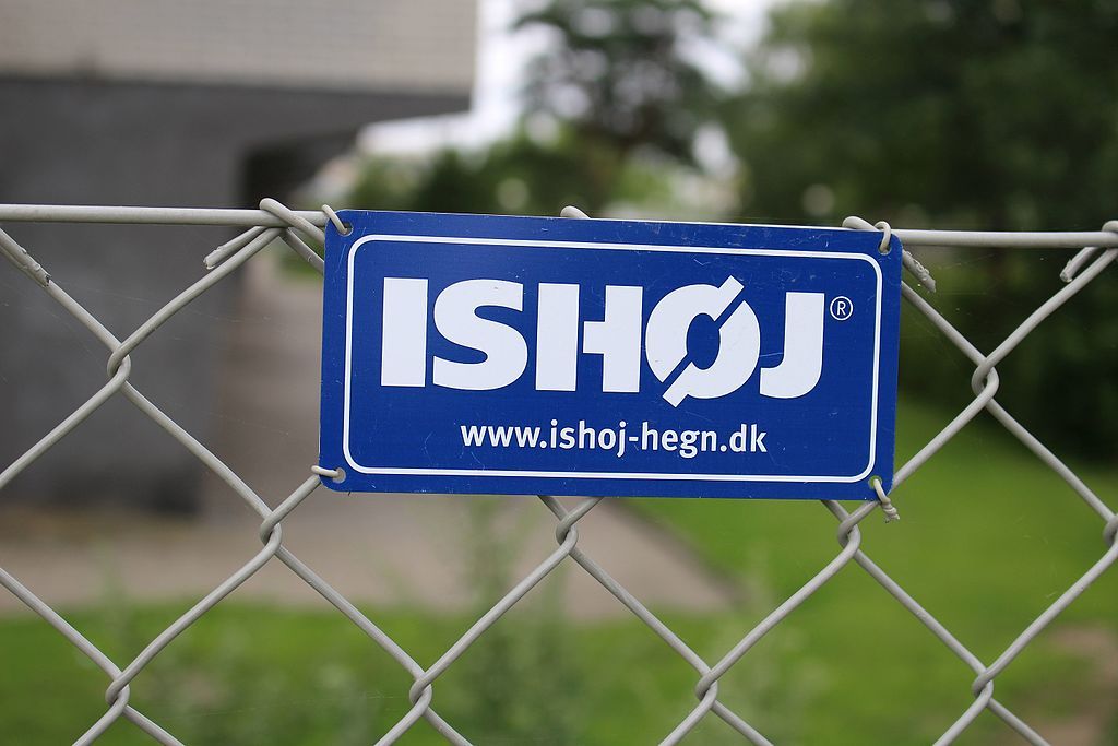 Cultural mix in areas like Ishøj to blame for high corona rates, claims mayor. Others disagree