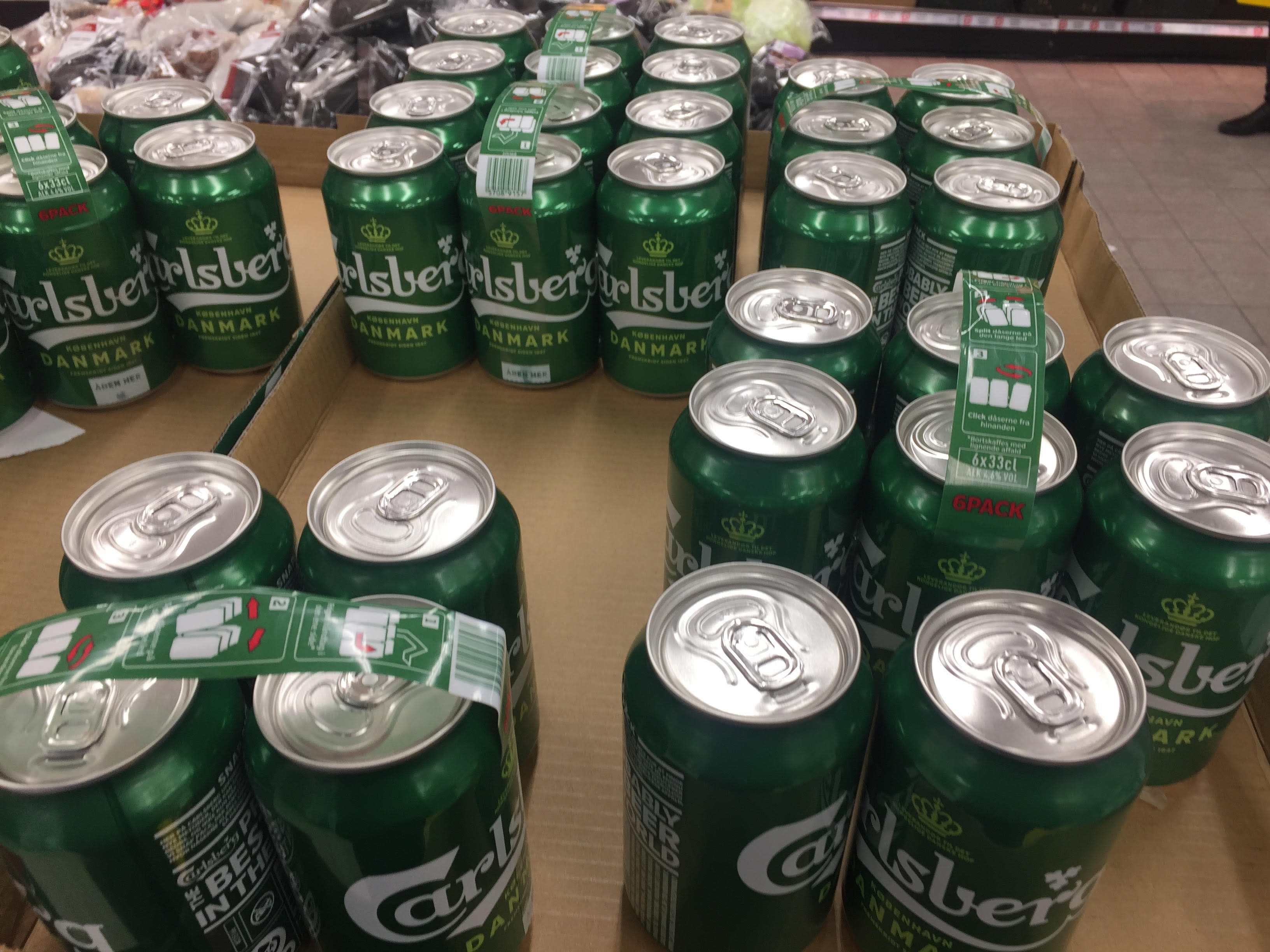 Business News in Brief: Oh snap! Carlsberg’s new sustainable beer packaging hits the streets