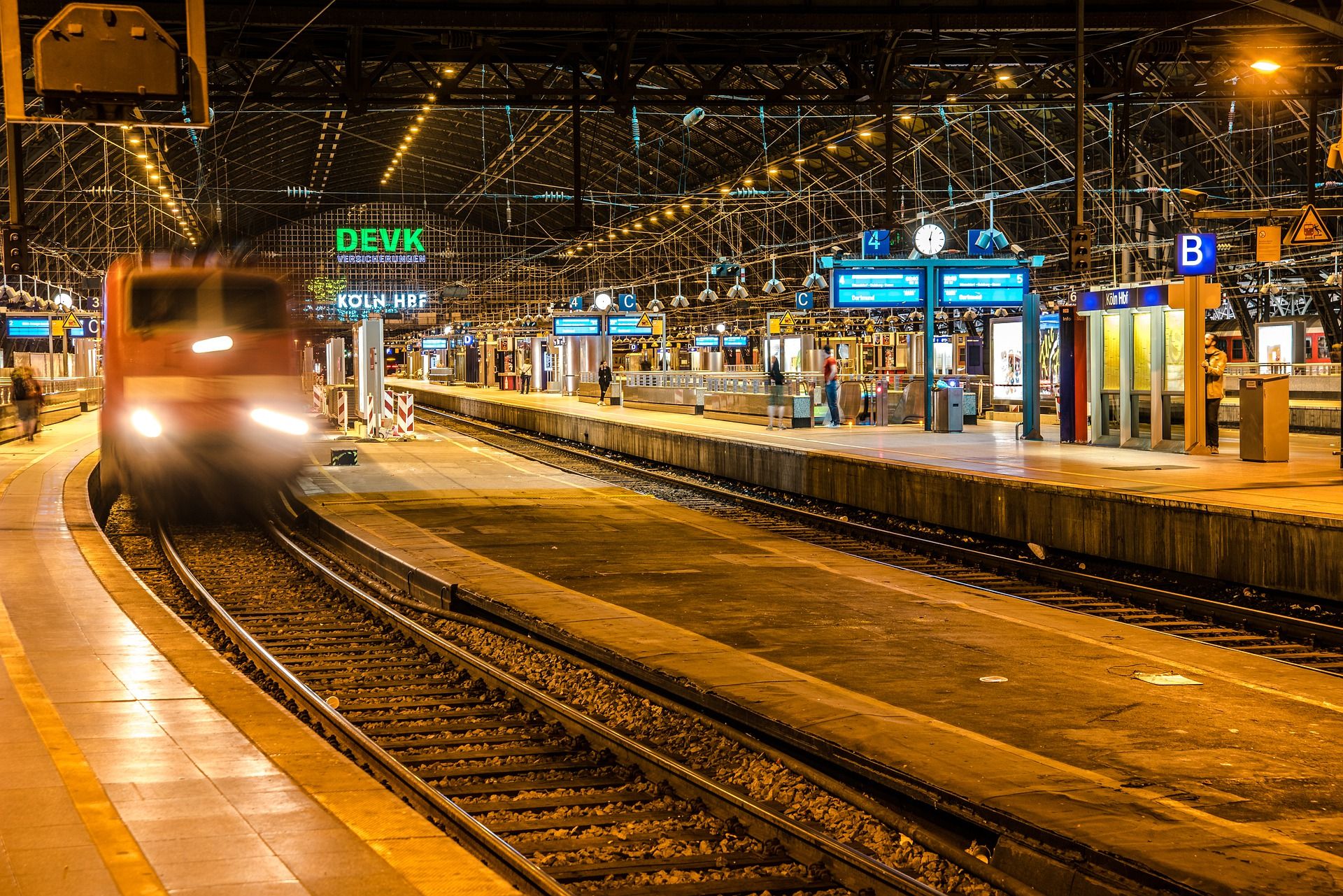 National Round-Up: Night trains from Scandinavia to Europe to be set up by 2022