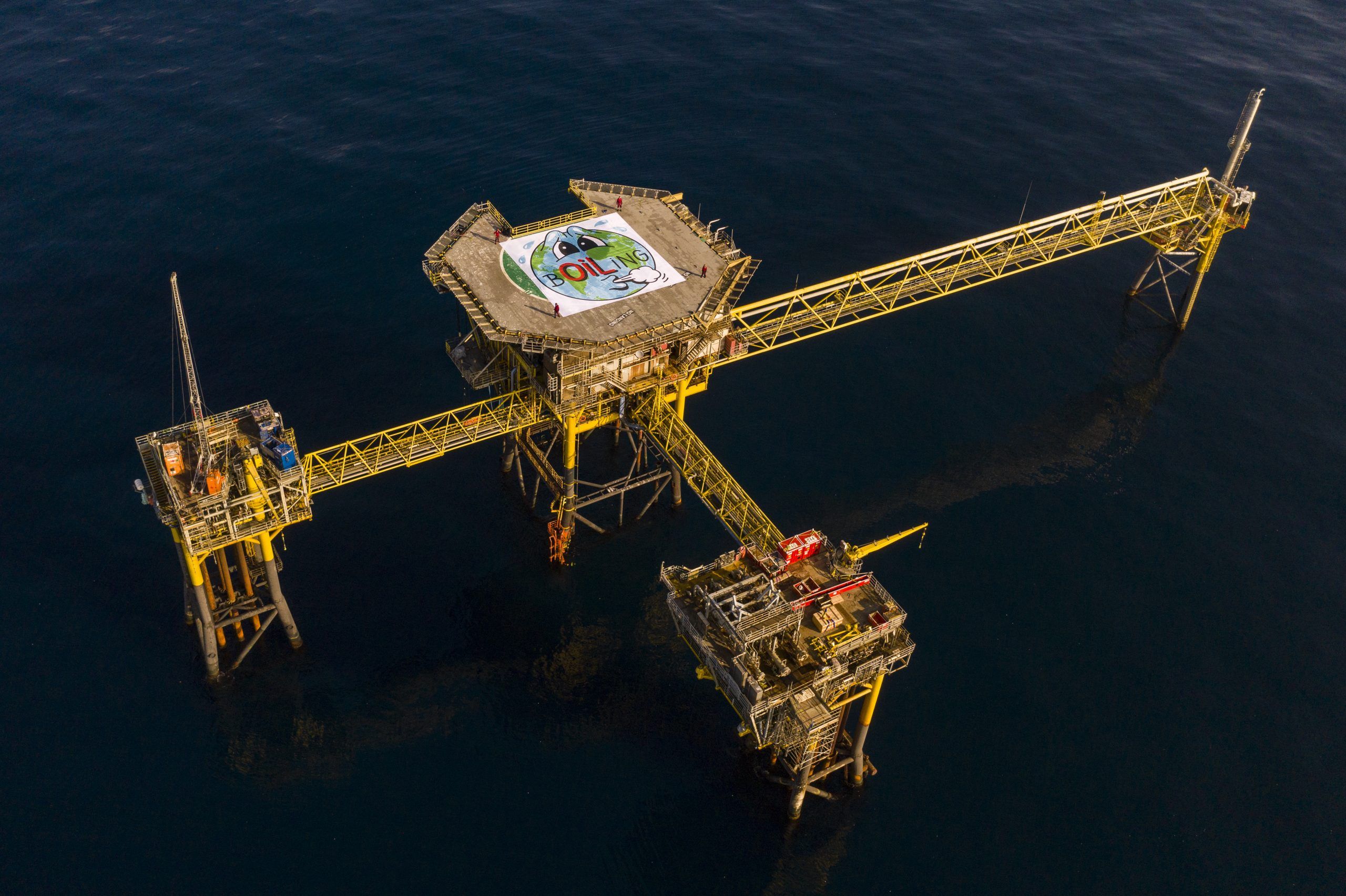 Business Round-Up: Greenpeace takes over North Sea platform to protest against Danish oil production