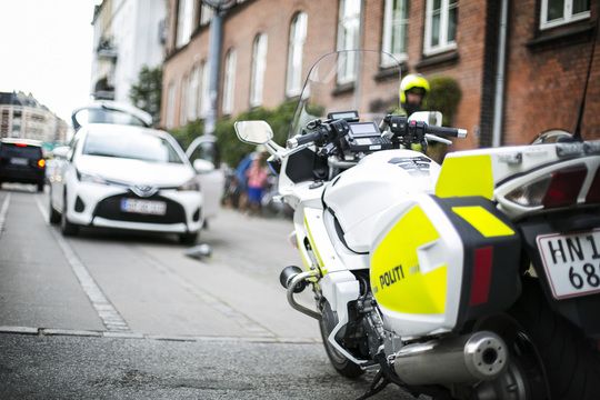 Children face traffic mayhem as schools restart across Denmark