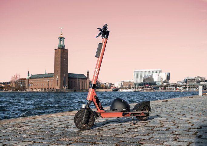 Big electric scooter vendor shutting down at night during weekends in Copenhagen 