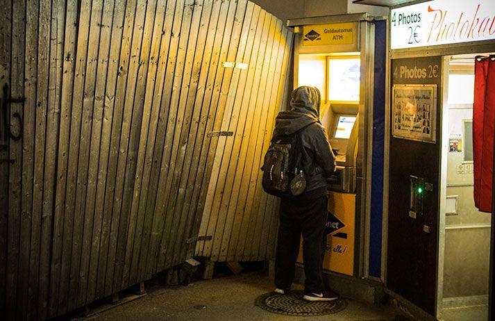 Cashless banks risk endangering Denmark’s homeless