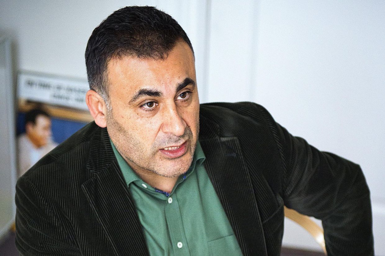Naser Khader on ‘stress leave’ after a series of intimidation allegations