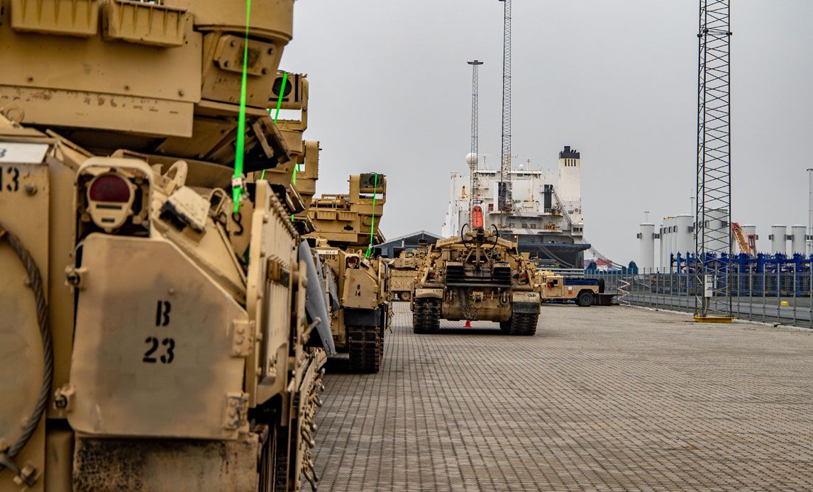 Zusammenfassung der dänischen Nachrichten: Amerikanisches Militärgebiet zieht für einen Monat in den Hafen von Aarhus ein