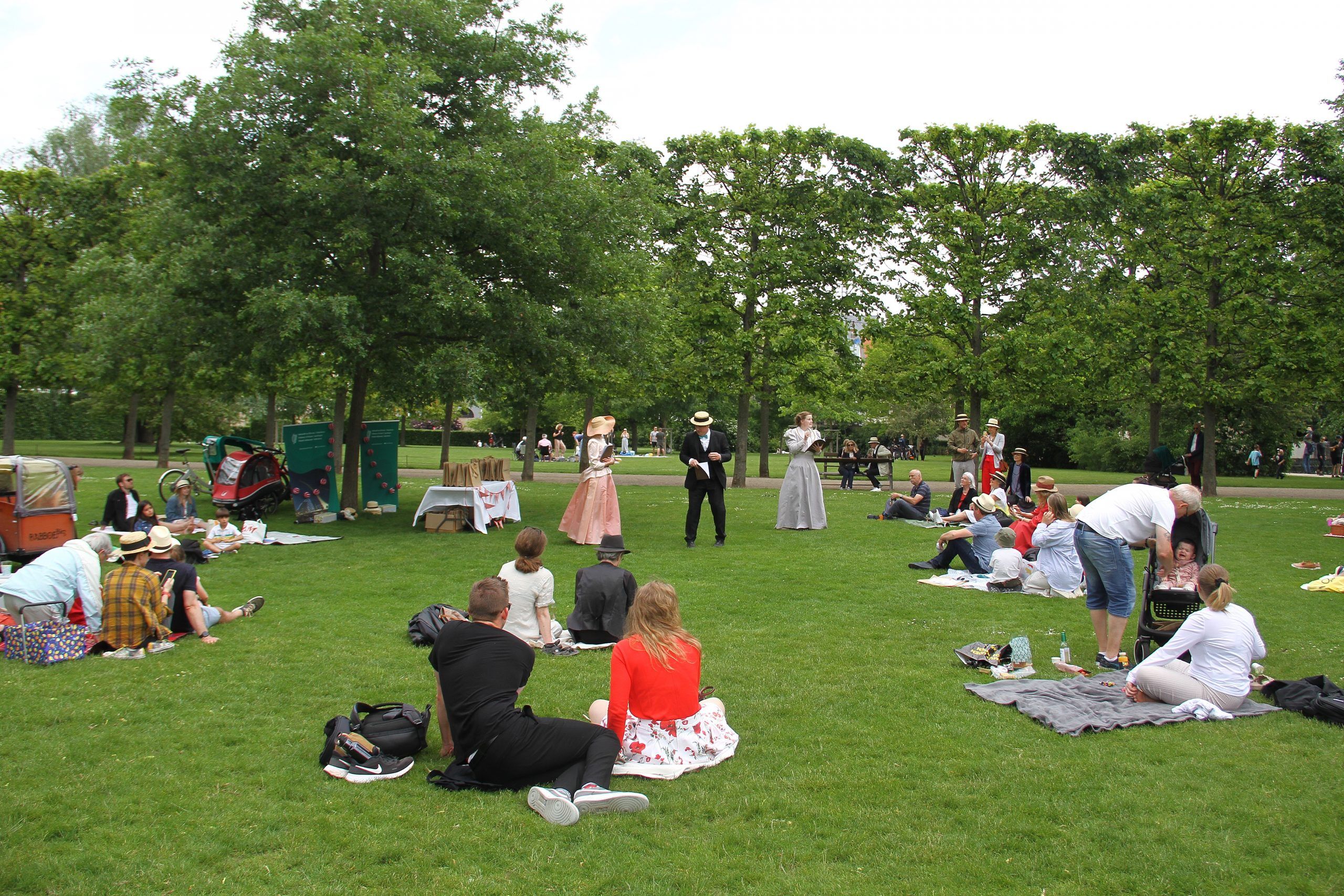 Picnicking in the park with the cool cats of Copenhagen