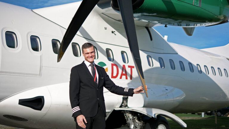 Government’s new green aviation strategy involves passenger fee