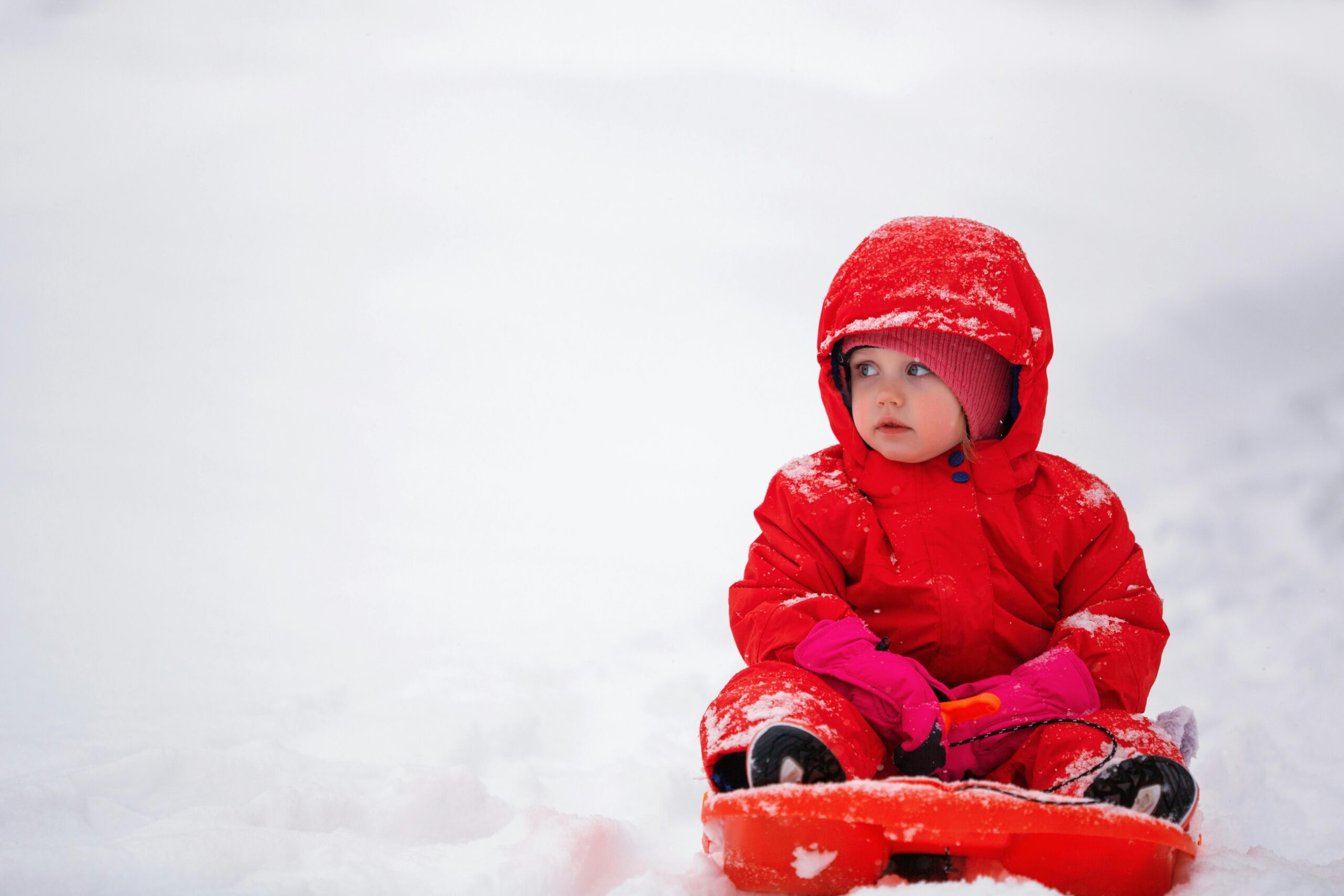 How to easily get your child into a snowsuit – without blood, sweat and tears